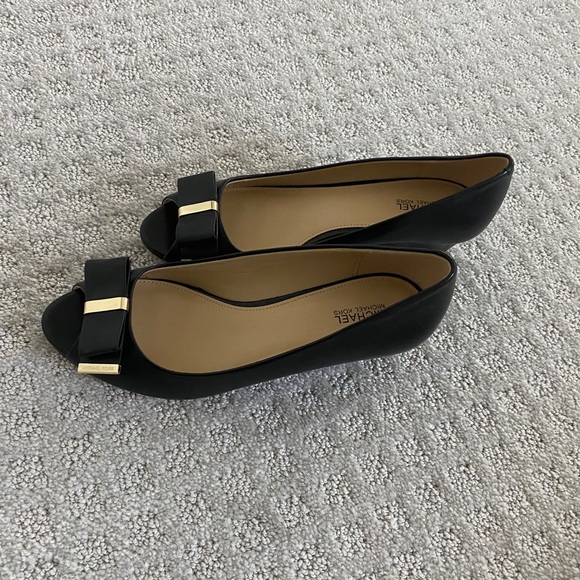 Michael Kors Black Wedges - Size 8M - Picture 5 of 6